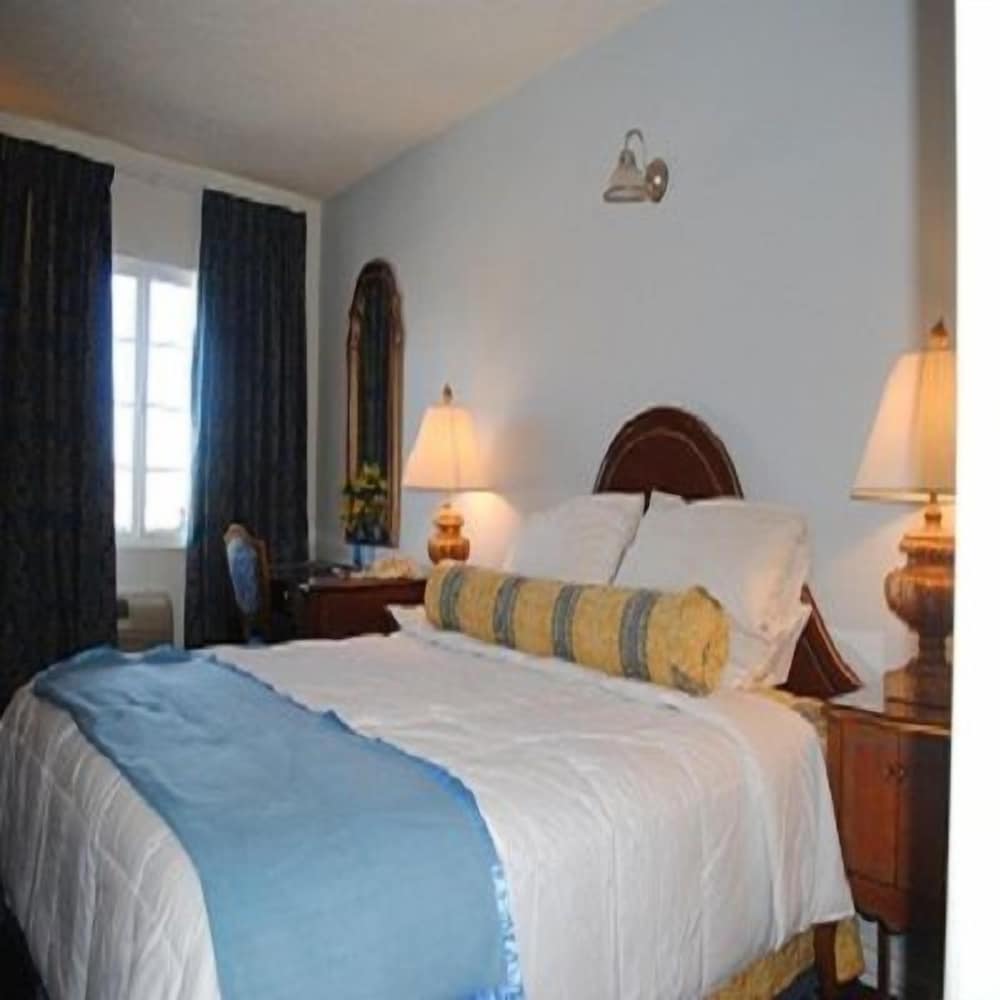 Suite, 2 Bedrooms photo 1