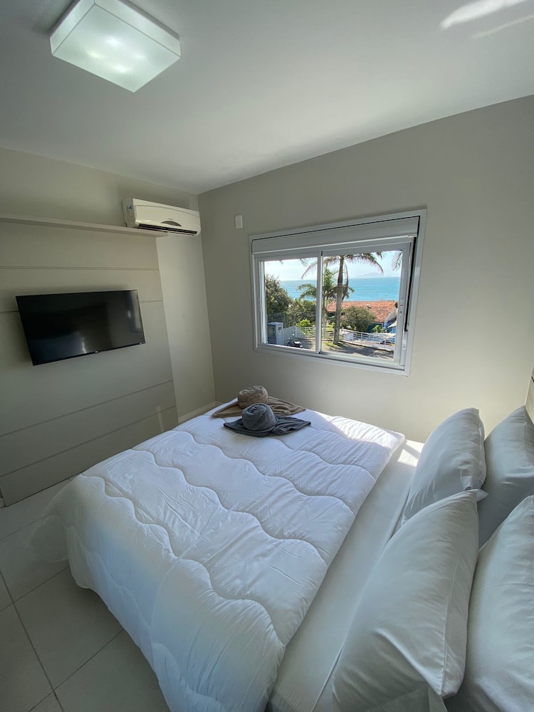 Deluxe Apartment, Sea View photo 2