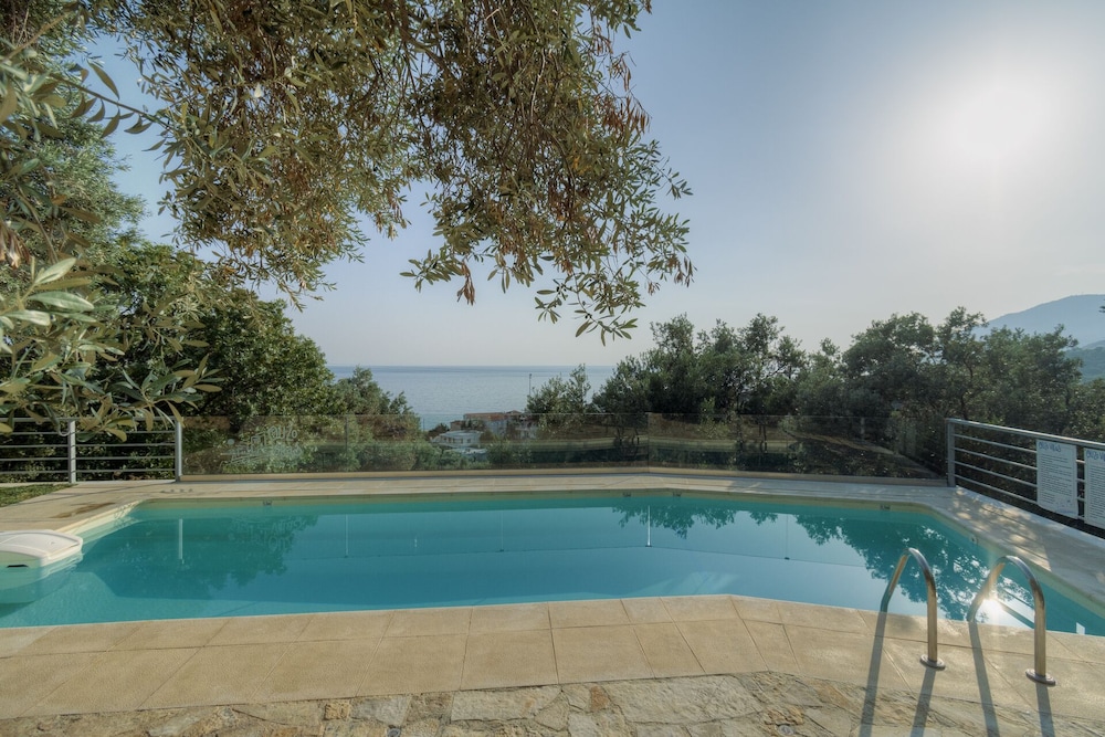 Ouzo Panoramic Houses 2, with private pool, Foto 29