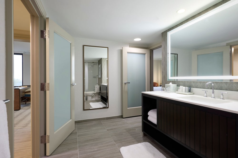 Executive Lounge Room, 2 Queen Beds, Non Smoking (High Floor, Lounge Access) - Photo 6
