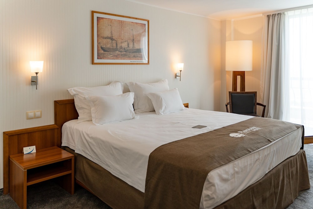 Deluxe Double Room, Sea View - Photo 13