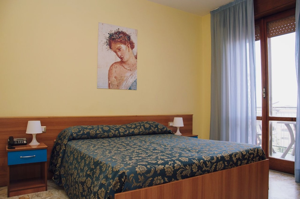 Family Condo, 2 Bedrooms, Balcony