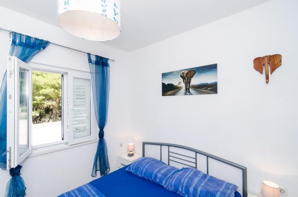 Studio (Studio Apartment with Shared Terrace ) photo 3