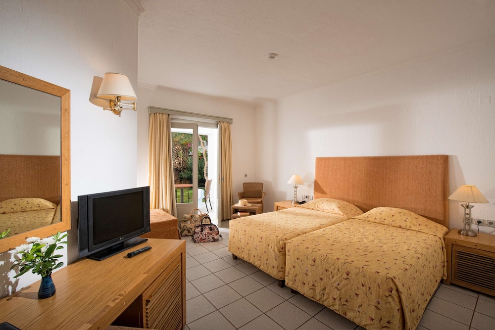 Standard Double Room photo 2