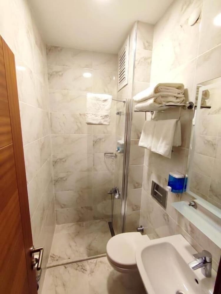 Standard Single Room, 1 Twin Bed, Balcony, City View photo 2