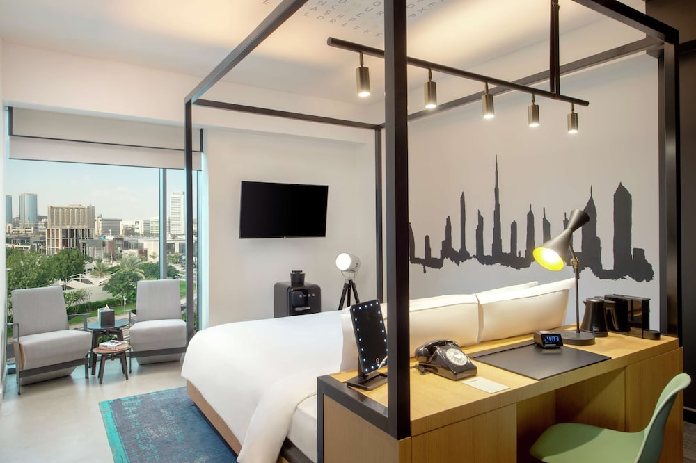 Room, 1 King Bed, City View