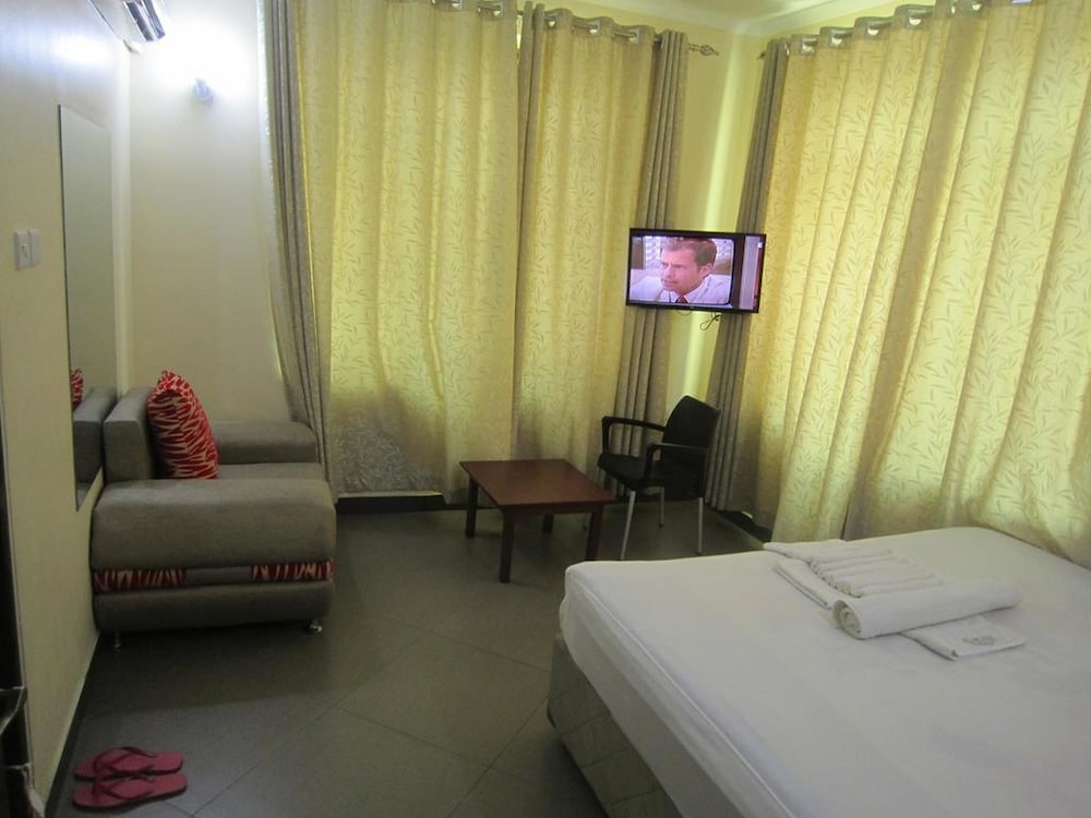 Deluxe Double Room, 1 King Bed, Non Smoking, Courtyard View