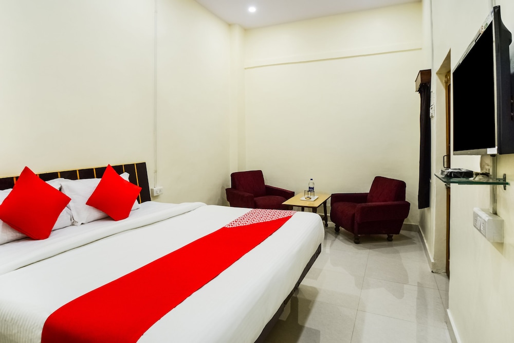 Deluxe Double or Twin Room photo 3