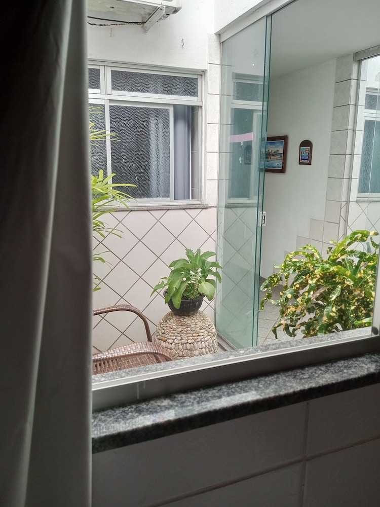 Standard triple room - 1 double bed and 1 single bed photo 2
