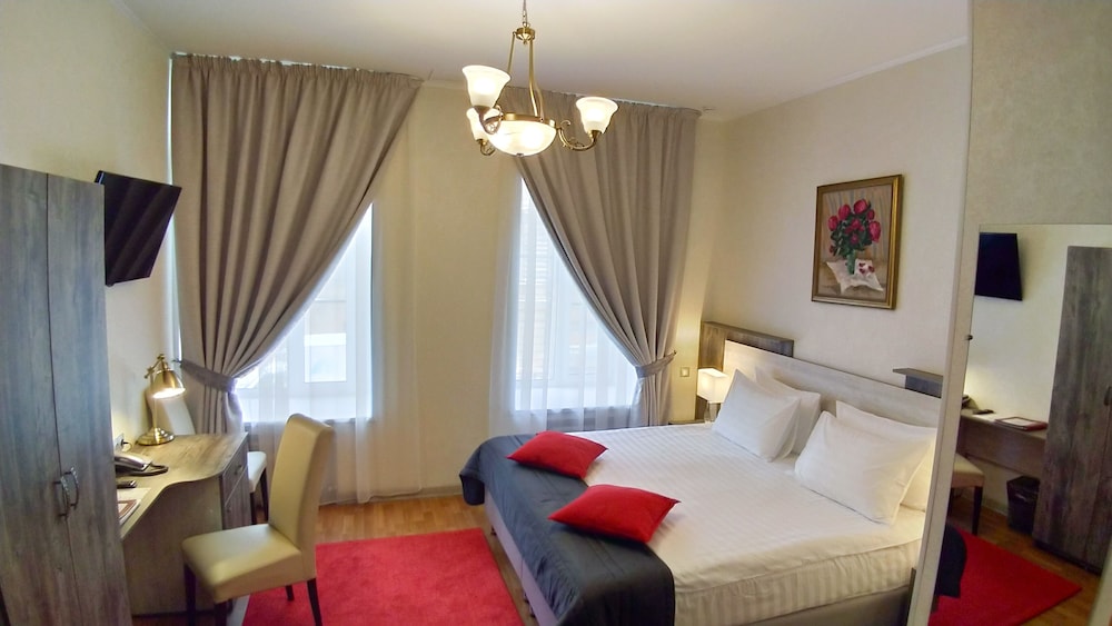Superior Double or Twin Room photo 2