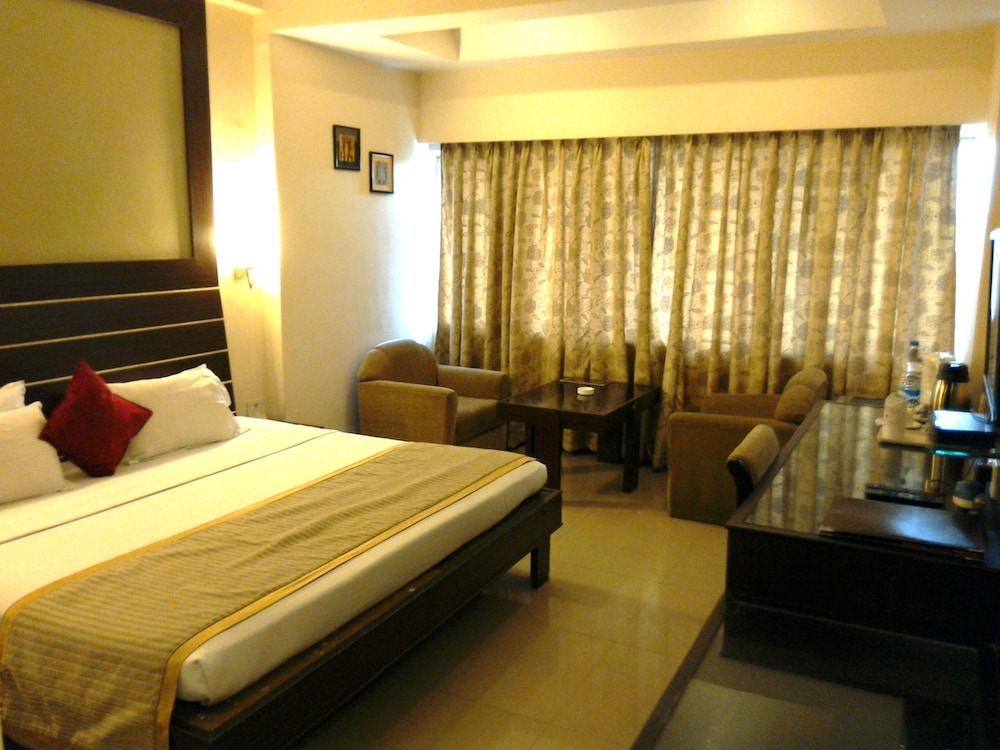Deluxe Room - Photo 4