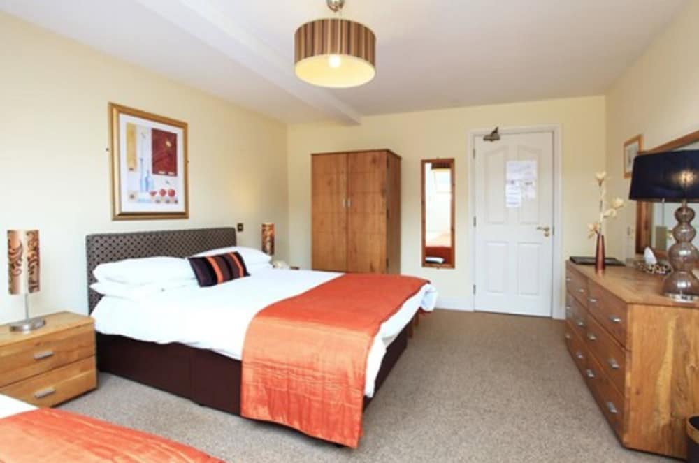 Double Room - Photo 5