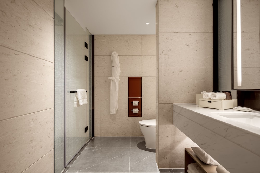 Premier Twin Room, 2 Twin Beds, Garden View - Photo 5