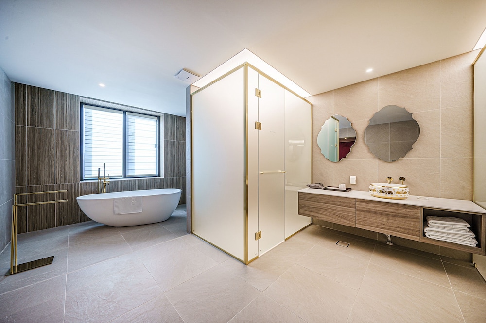 Executive Suite Double - Photo 8