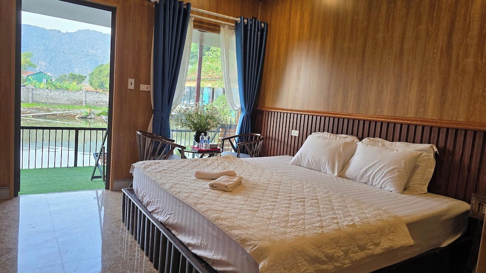 Deluxe Room, Mountain View photo 1