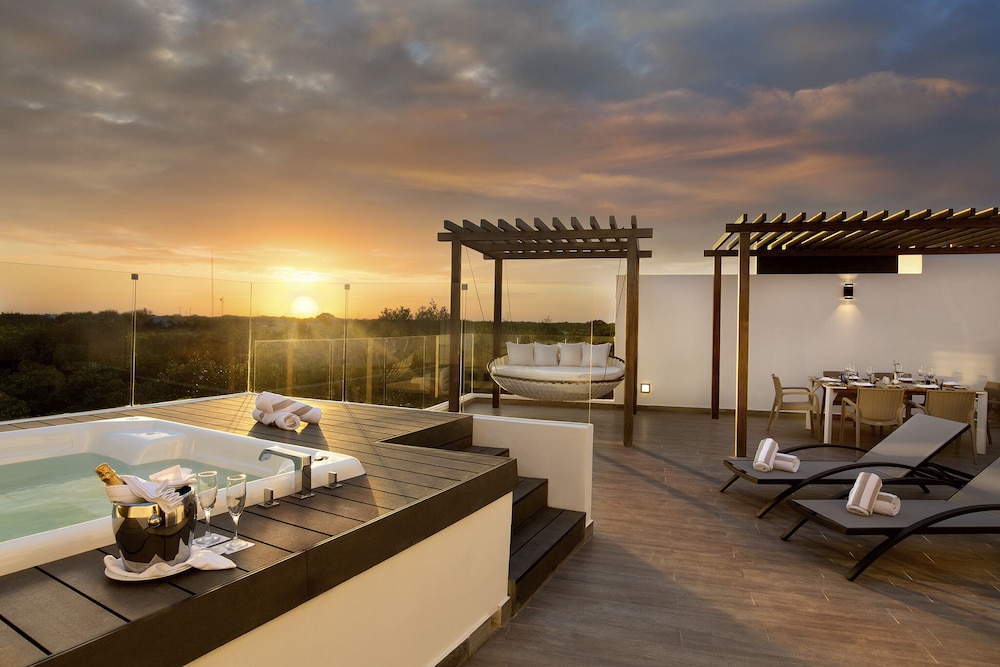 Three Bedroom Penthouse Suite