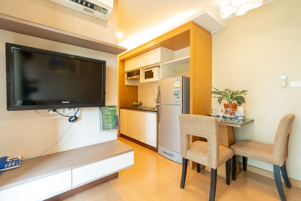 Green View Suite photo 3