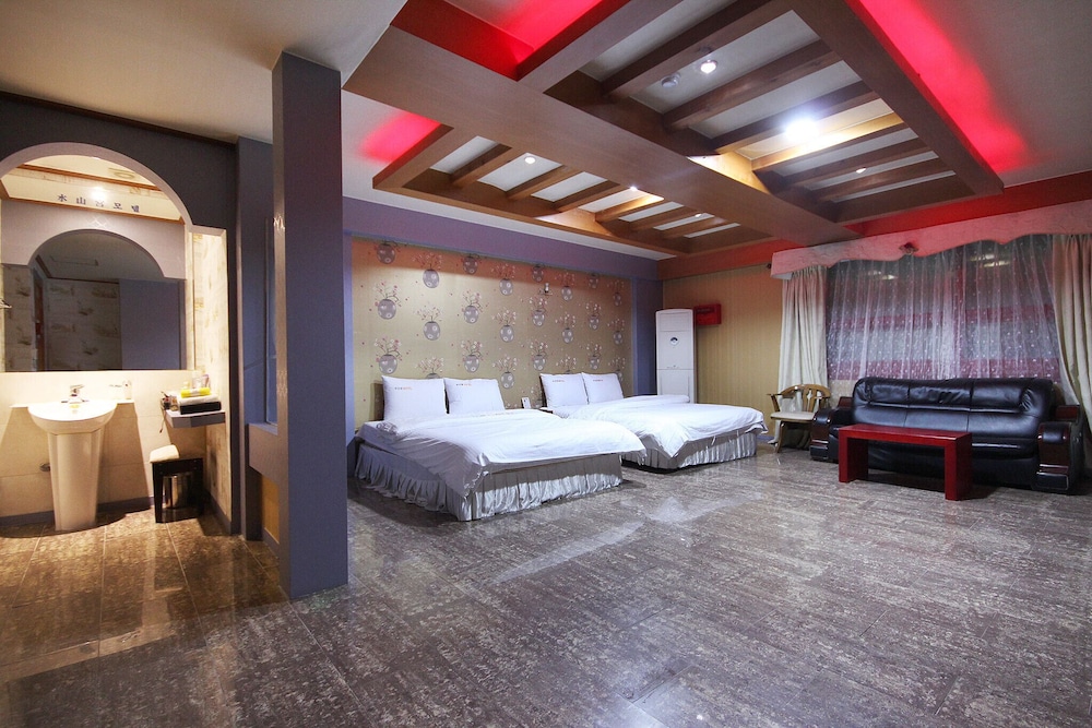 Room (VIP-TWIN (100% disinfection/seat repl) - Photo 1