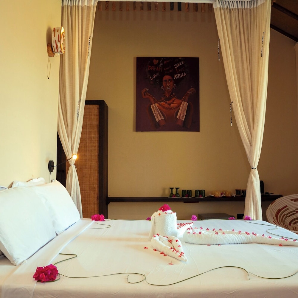 Deluxe Room, 1 King Bed, Ocean View photo 3