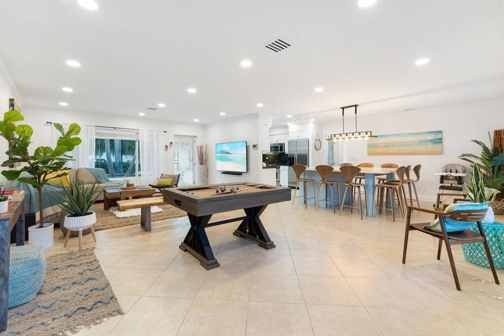 Walking Distance to the Beach 3Br House With Pool, Billede 8