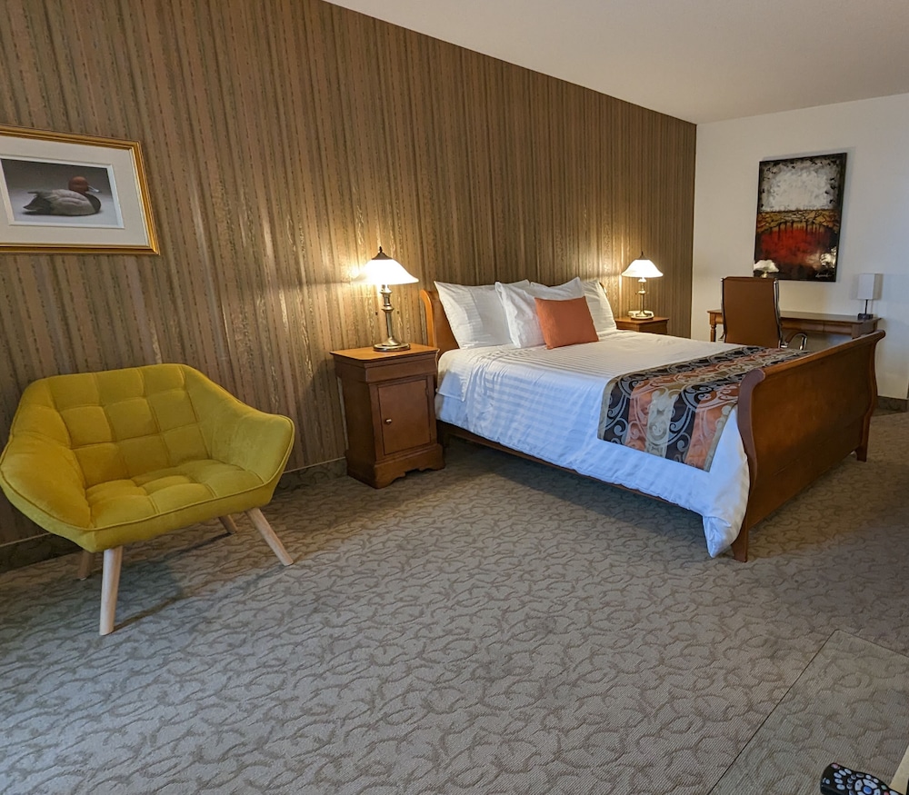 Economy Room, 1 Queen Bed photo 2