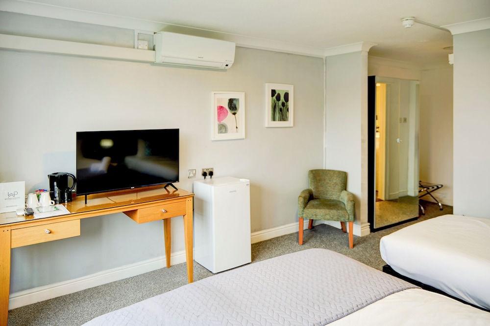 Standard Triple Room, Multiple Beds photo 2