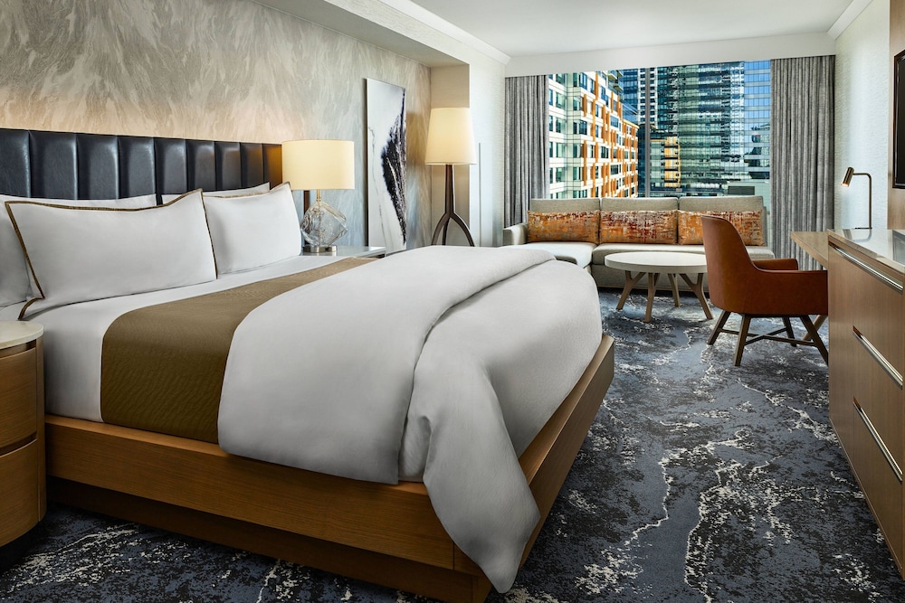 Deluxe Room, 1 King Bed (View) - Photo 6