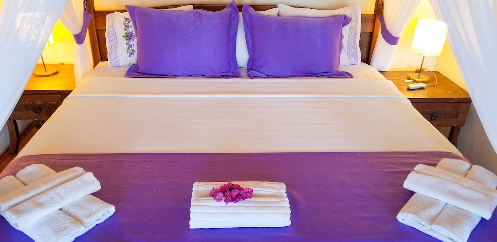 Deluxe Room, Balcony, Sea View photo 2
