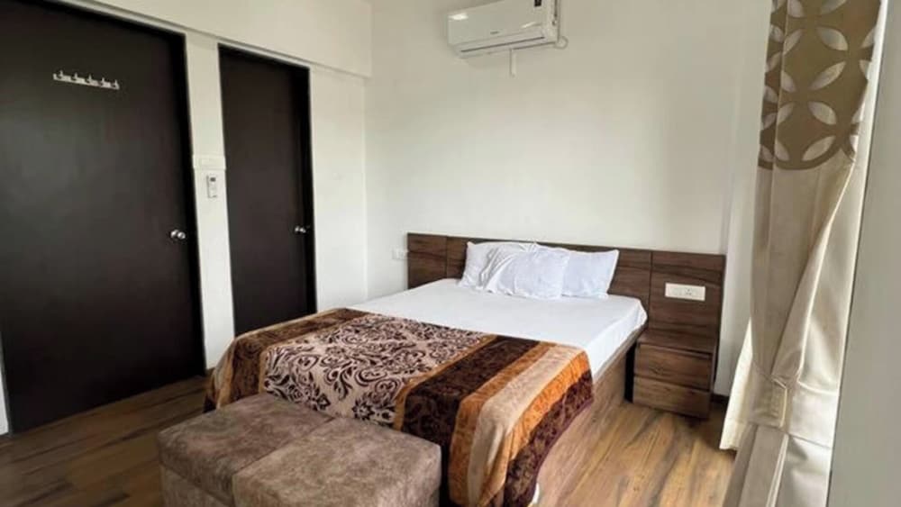 Luxury Villa photo 2