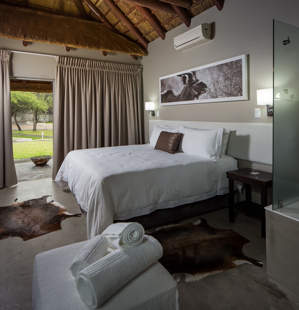 Deluxe Room, Ensuite photo 1
