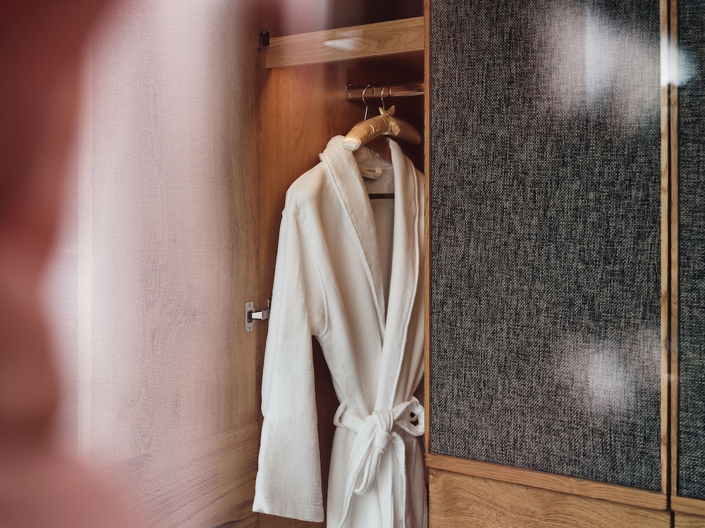 Nous Prime Balcony Room - Photo 5