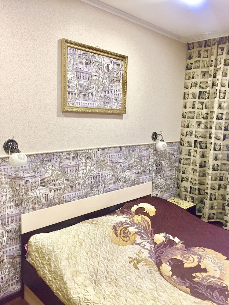 Comfort Room, 1 Queen Bed, Non Smoking photo 1