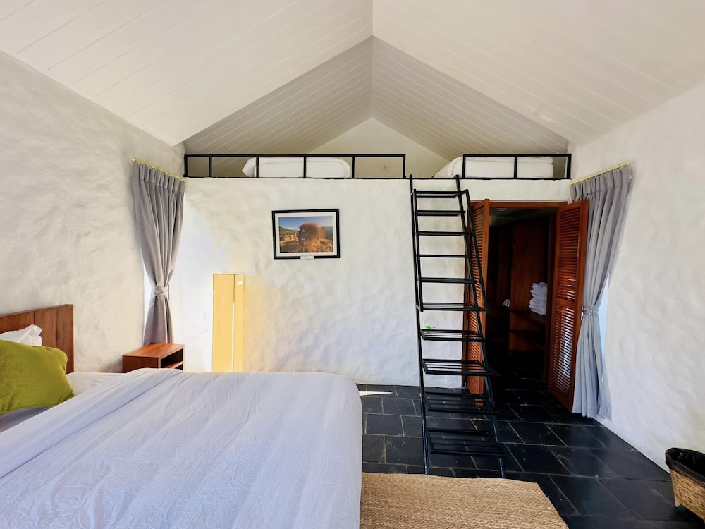 Deluxe Cottage - Photo 5