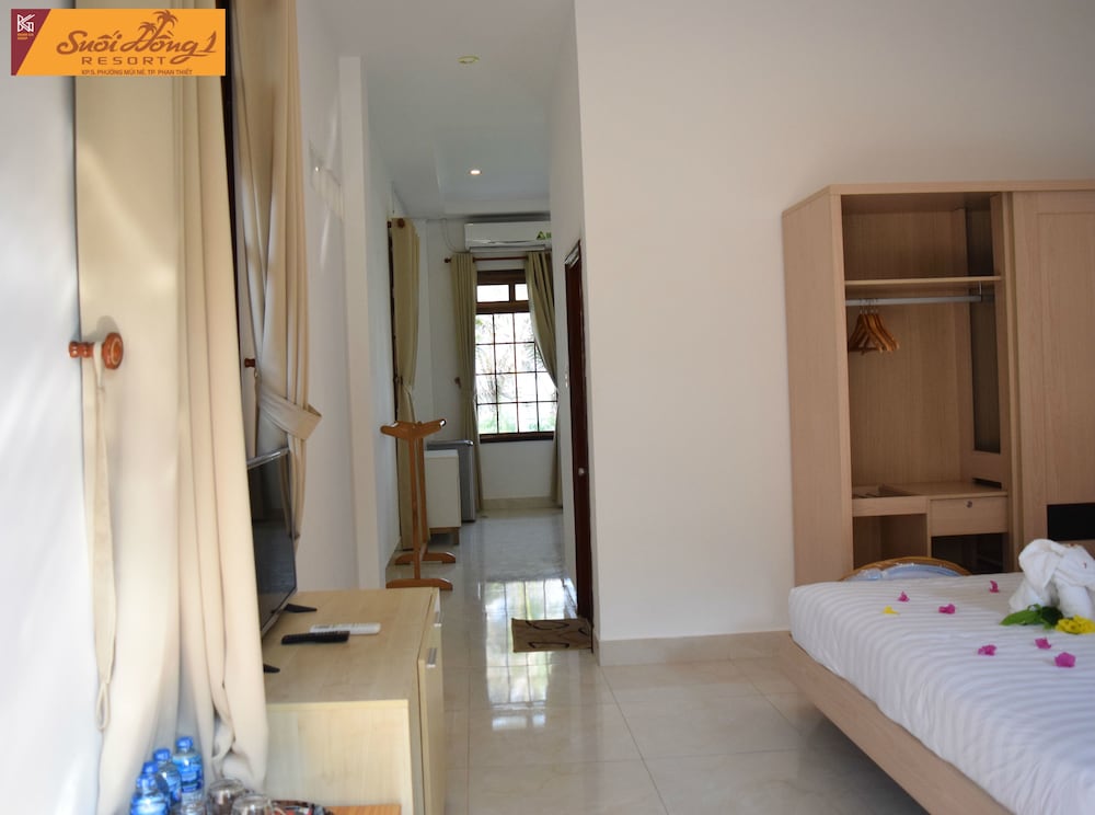 Standard Family Room, Garden View