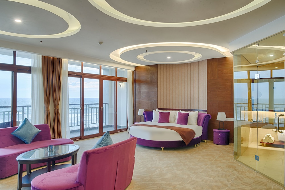 Honeymoon Suite, 1 Bedroom, Sea View photo 3