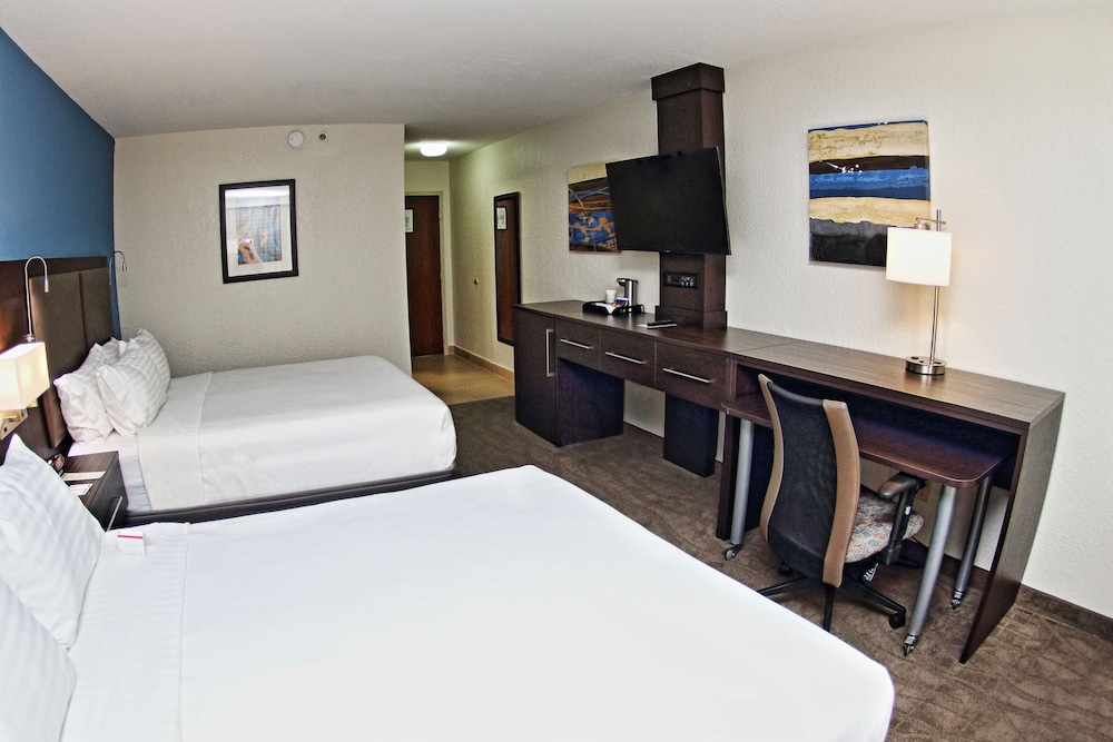 Standard Room, 2 Queen Beds (Sunset View) - Photo 2