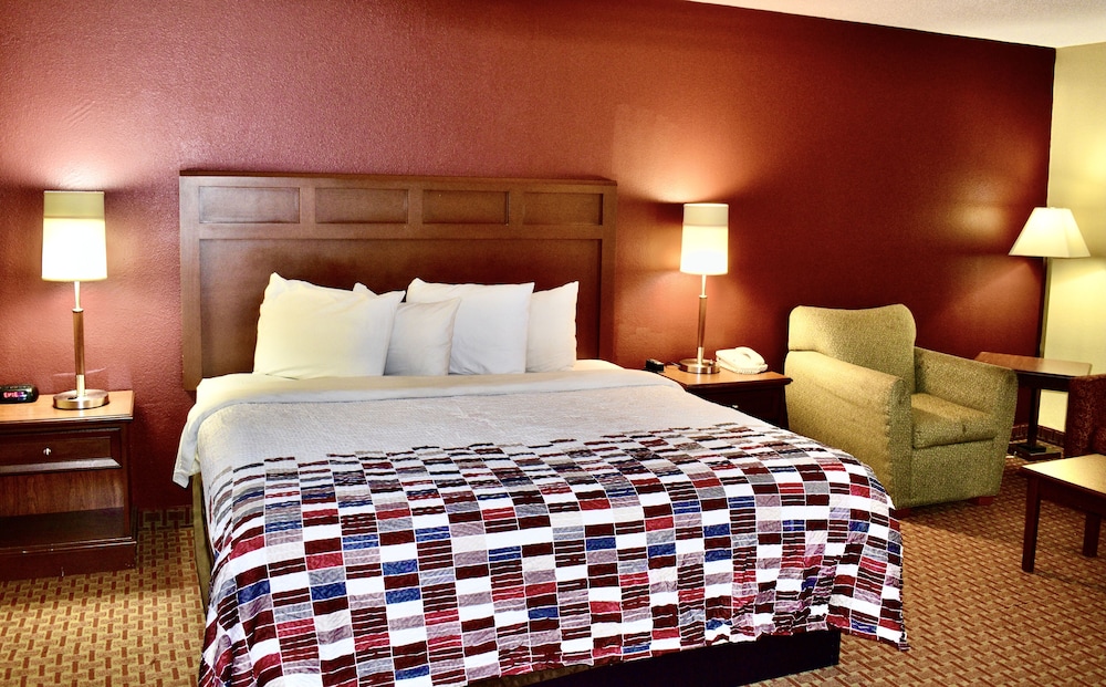 Superior Room, 1 King Bed, Non Smoking - Photo 7