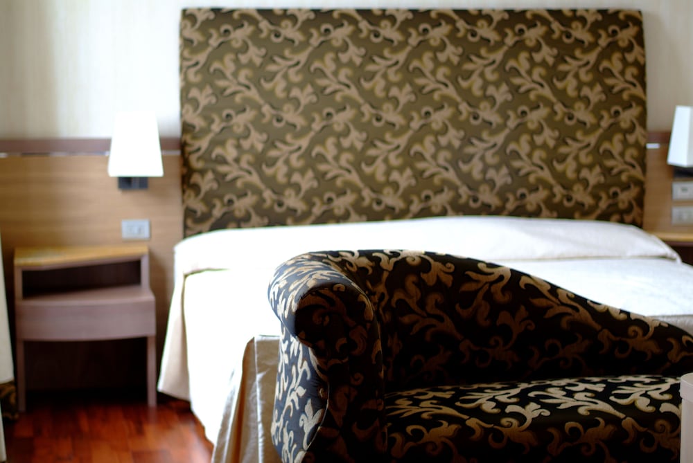 Superior Double Room - Photo 3