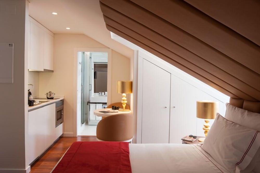 Studio, Kitchenette