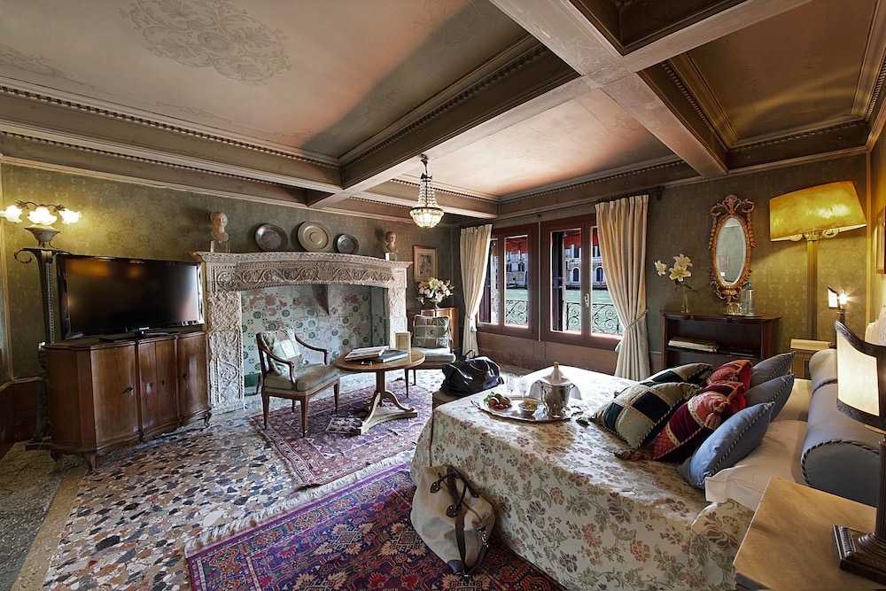 Royal Suite, Canal View (Pisani) photo 2