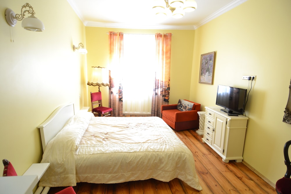 Standard Apartment (Two People) photo 1
