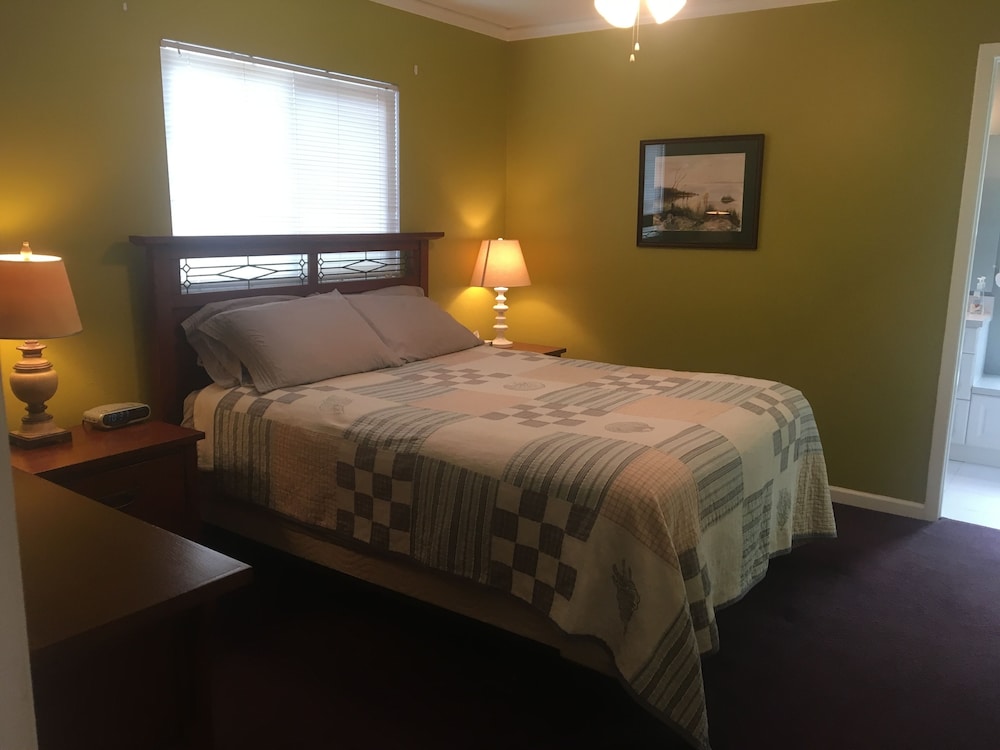 Hercules 2 Bedroom 2 Bath photo 1