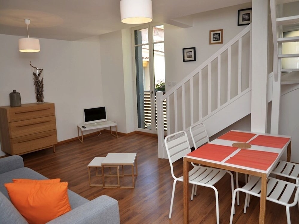 Comfort Apartment, Ensuite, Garden View (N°3 Le Saint Exupéry) photo 3