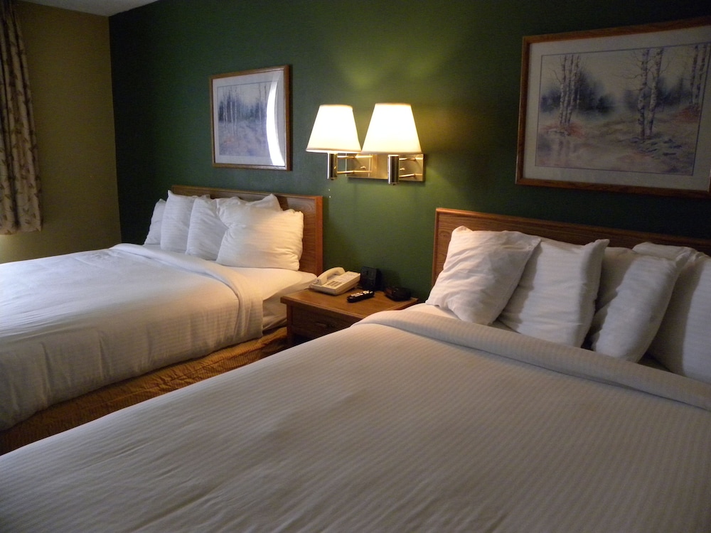 Superior Room, 2 Queen Beds - Photo 1