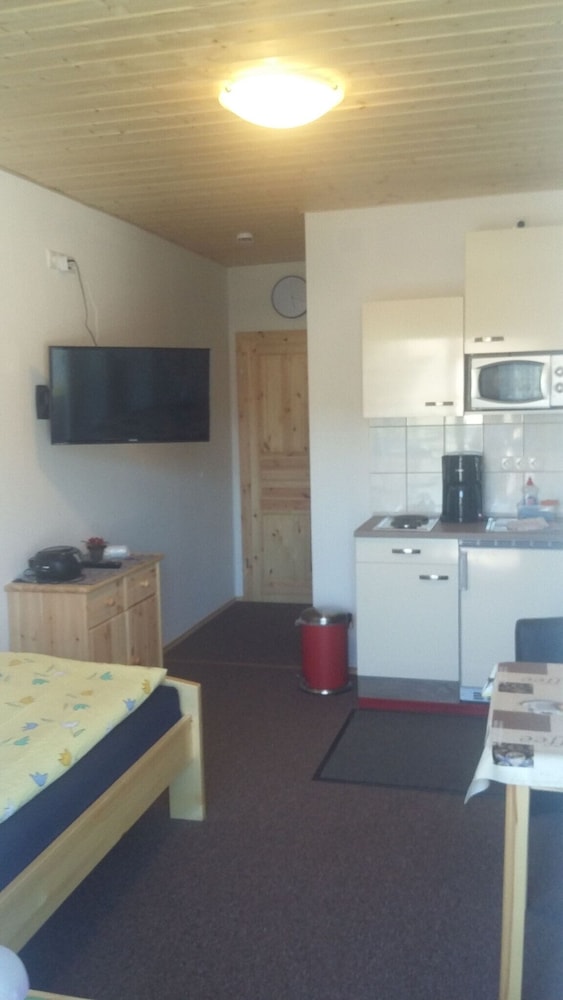 Single Room photo 2