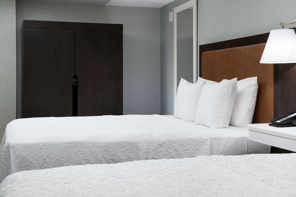 Room, 2 Queen Beds, Accessible (Shower) - Photo 1