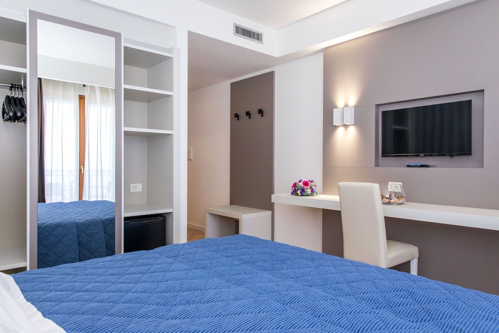 Superior Double Room - Photo 3