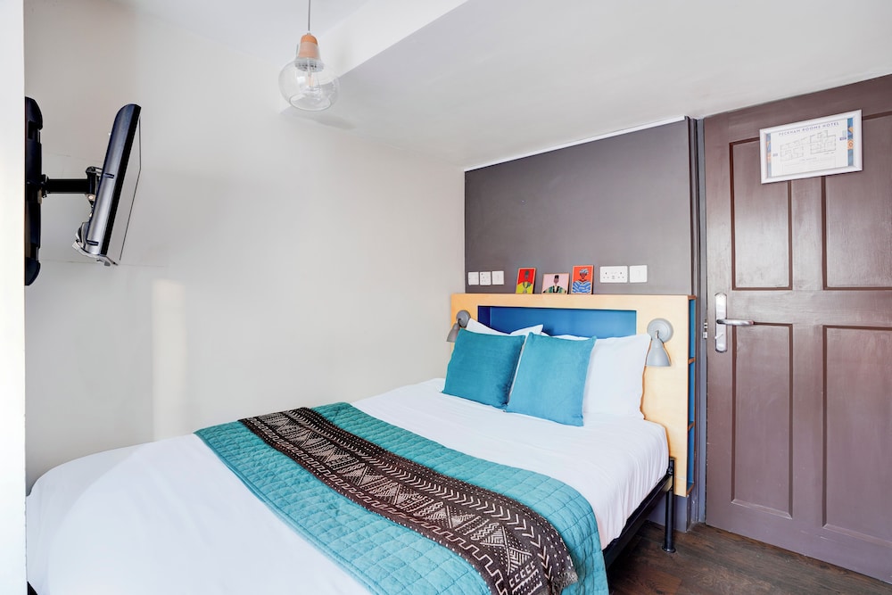 Deluxe Triple Room, Multiple Beds photo 1