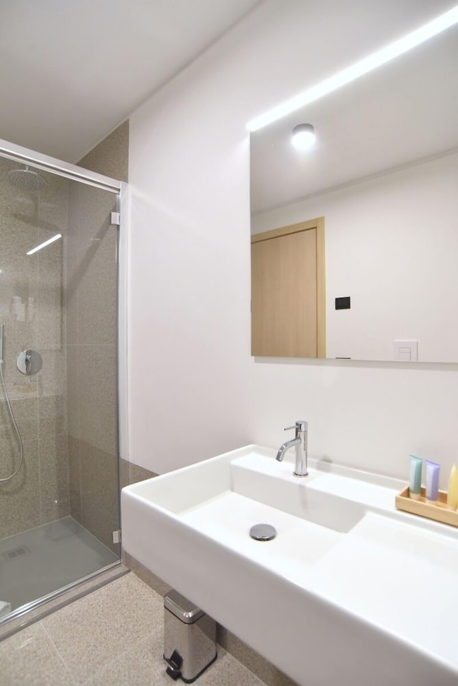 Superior Double or Twin Room - Photo 6