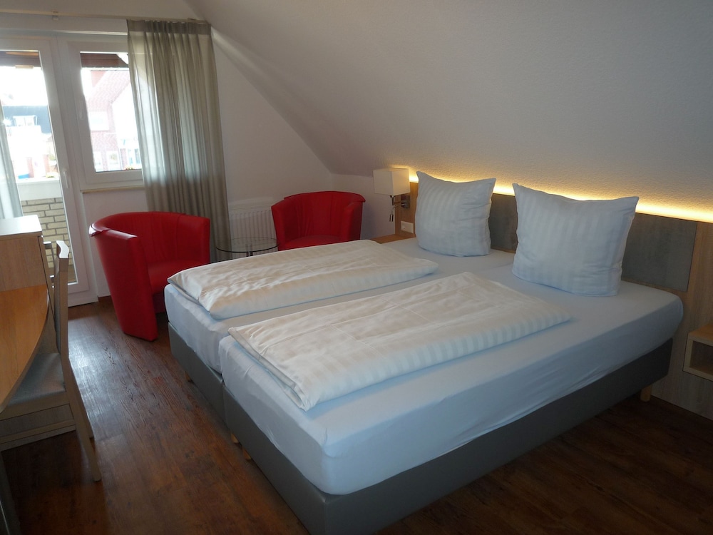 Classic Double Room Single Use, Private Bathroom photo 3